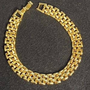 Gold tone link bracelet